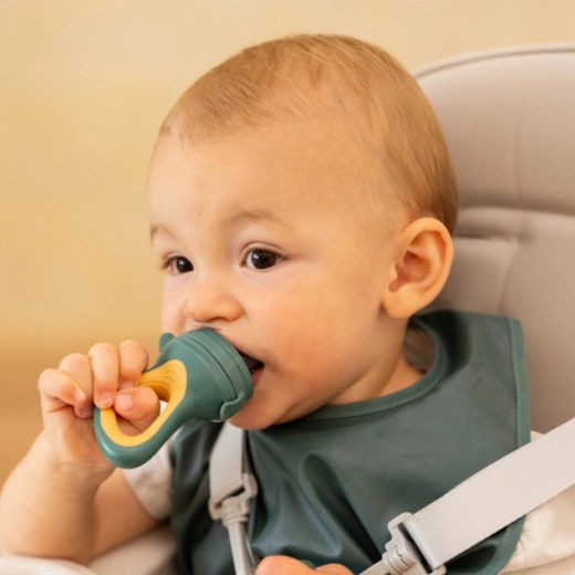 2 en 1 : tétine d’alimentation et anneau de dentition