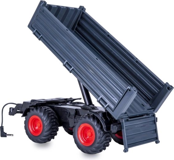 Benne commandée depuis le tracteur