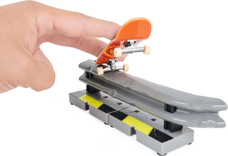 Obstacle modulaire pour grinds et slides