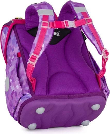 Construction rigide et fond stable