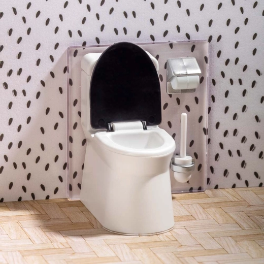 Toilettes et accessoires comme dans une vraie salle de bain