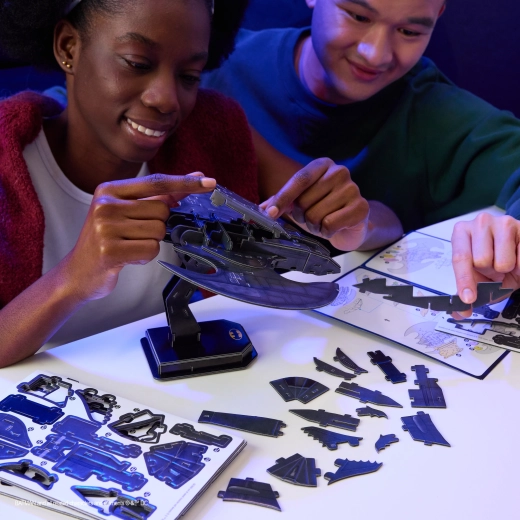 Montage facile à partir de 71 pièces résistantes