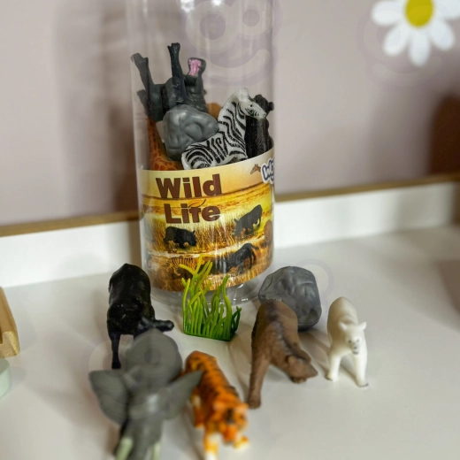 Tube pratique pour le rangement