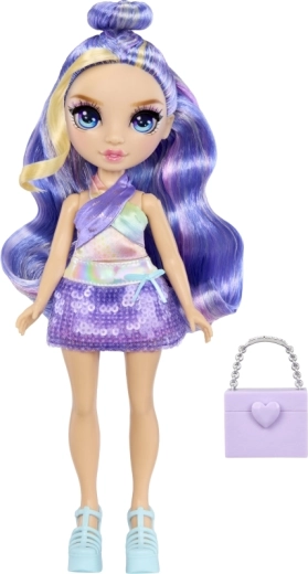 Le style mode remarquable de Violet Willow
