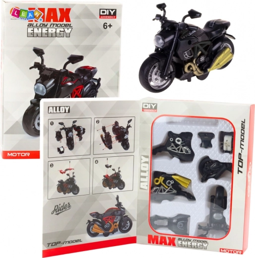 Maquette en métal de moto à assembler 1:14, noire avec éléments dorés