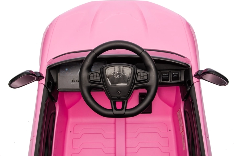 Cockpit confortable avec volant