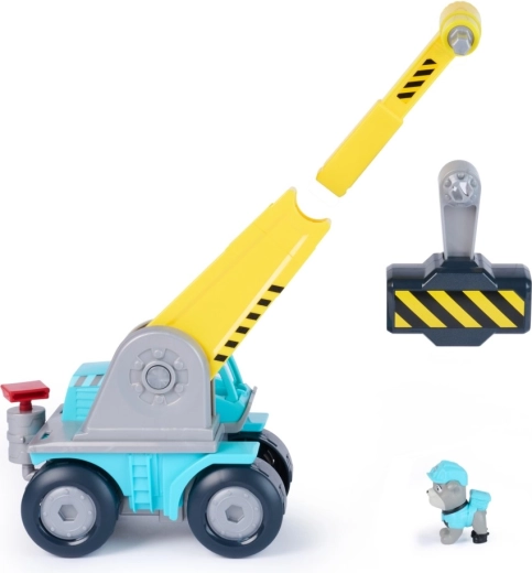 Outils amovibles : clé à cliquet et marteau