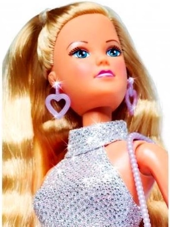 Tenue de soirée scintillante