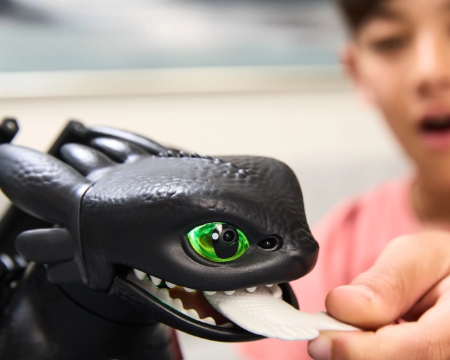 Nourris et entraîne : réactions au toucher et au mouvement