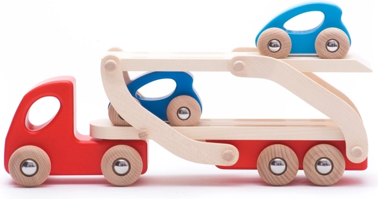 Transporteur de voitures en bois Bajo avec petites voitures