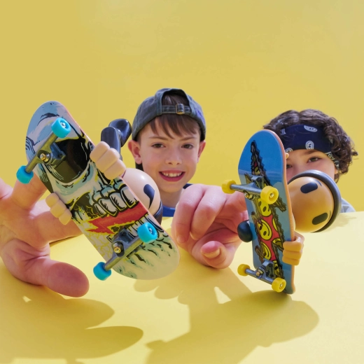 Figurines servant de poignées pour un meilleur contrôle des tricks