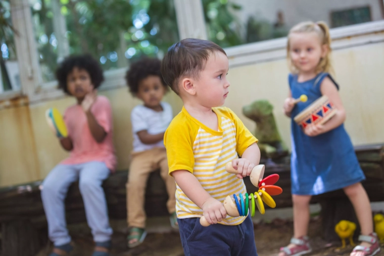 Matériaux écologiques et sûrs Plan Toys