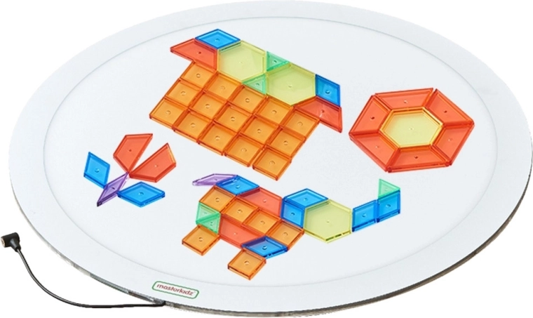 Grande surface circulaire pour travail individuel et en groupe