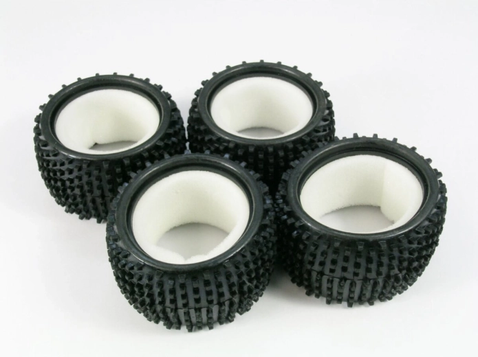 Pneus 1:18 pour X18CRT (4 pcs)