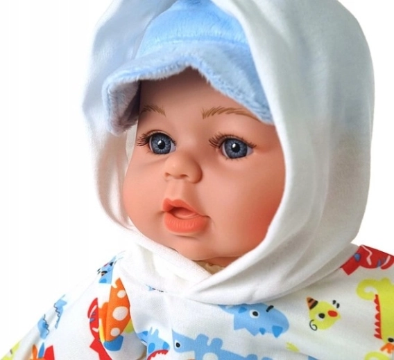 Bébé réaliste à câliner