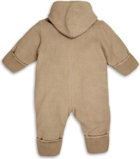 Capuche et finitions confortables pour plus de chaleur