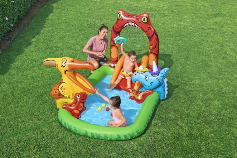 Rafraîchissement dans le jardin