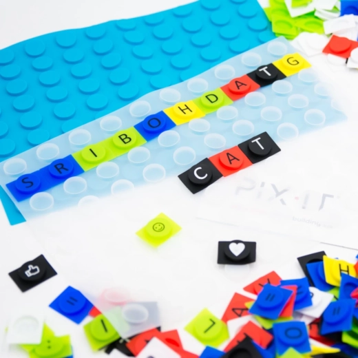 Deux grands tapis pour différents niveaux de travail