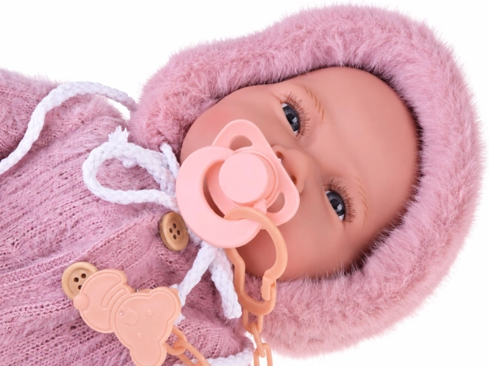 Des sons comme ceux d’un vrai bébé