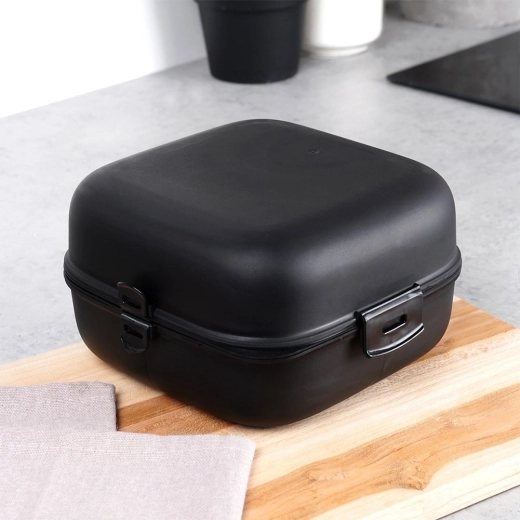 Couvercles étanches et clips robustes