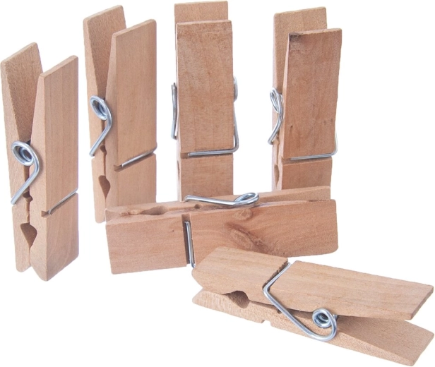 Bois naturel pour des associations faciles