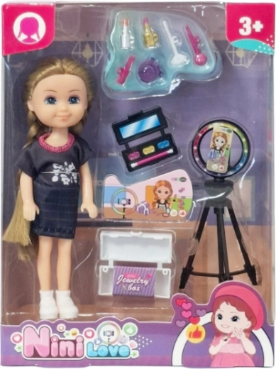 Poupée avec accessoires cosmétiques