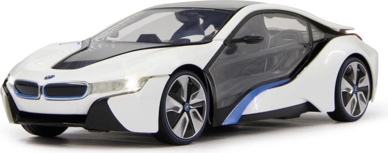 Modèle BMW i8 soigneusement réalisé