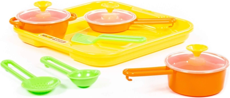 Ensemble coloré pour jouer à cuisiner