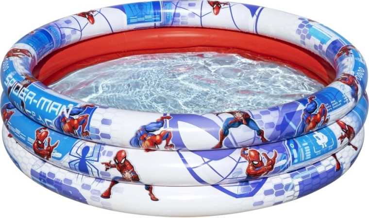 Structure stable à trois anneaux