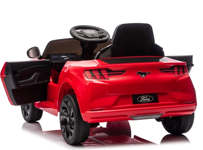 Portes ouvrantes et montée facile