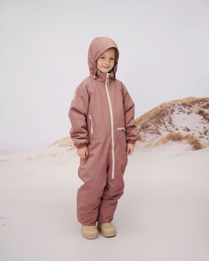Capuche amovible et éléments élastiques confortables