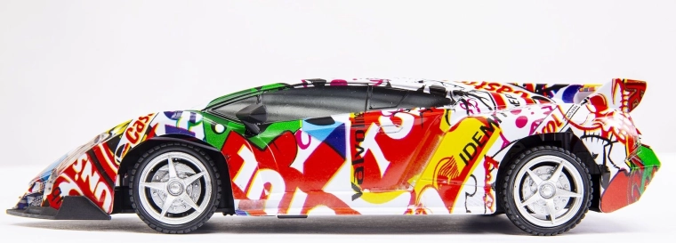 Voiture de sport télécommandée avec lumières - 1 pièce