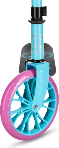 Grandes roues 200 mm pour une conduite urbaine fluide