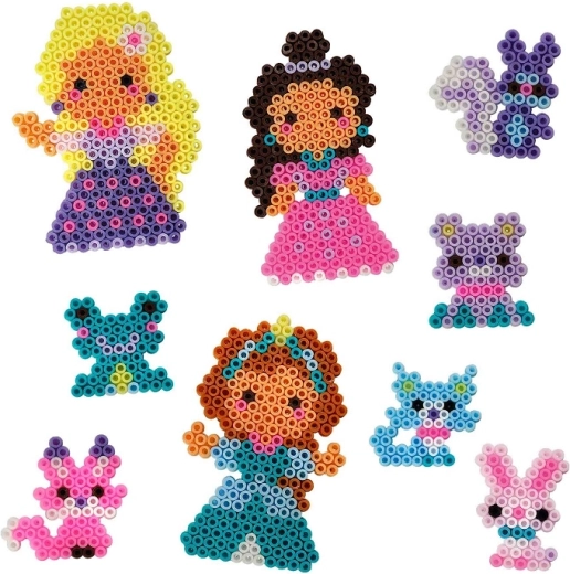Décorations prêtes dans un style « pixel »