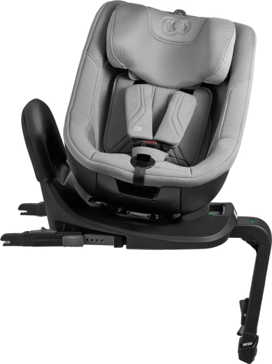 Rotation à 360° pour installer facilement l’enfant