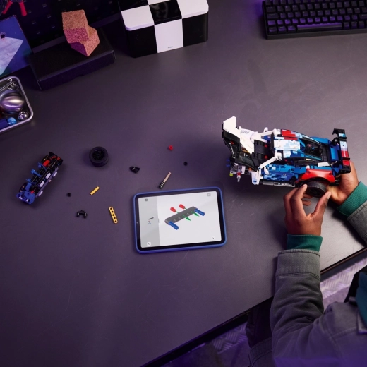 Construction assistée par application et course numérique