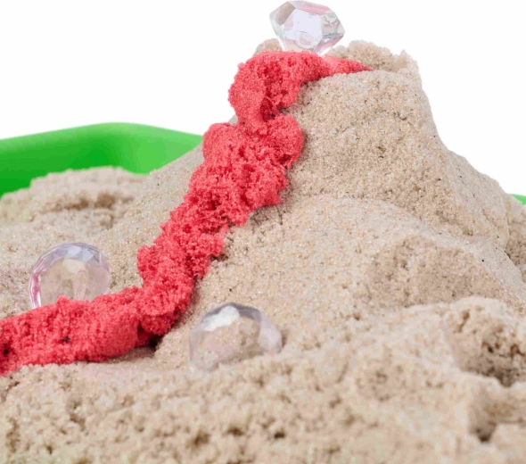 Jeu créatif avec du sable magique