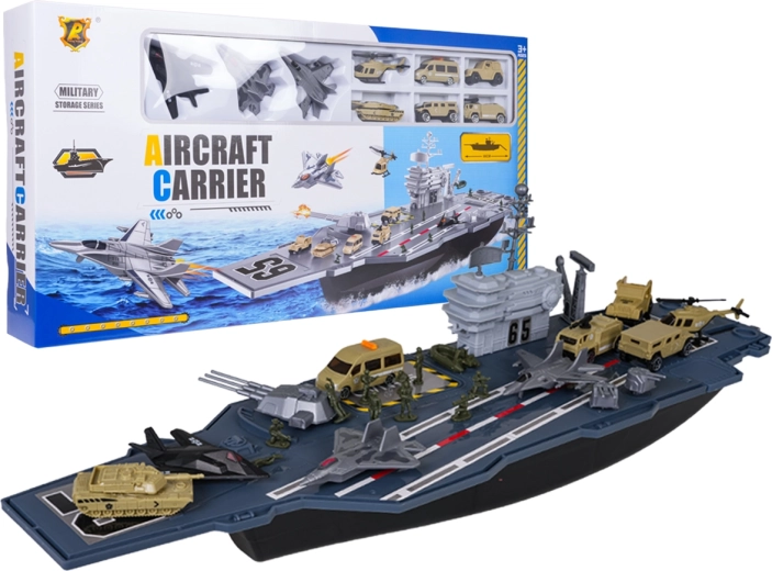 Porte-avions militaire avec accessoires