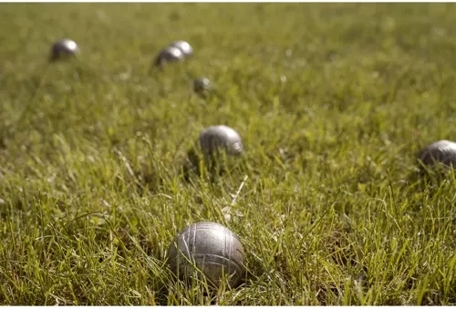 Jeu d’extérieur pour l’herbe et les surfaces dures