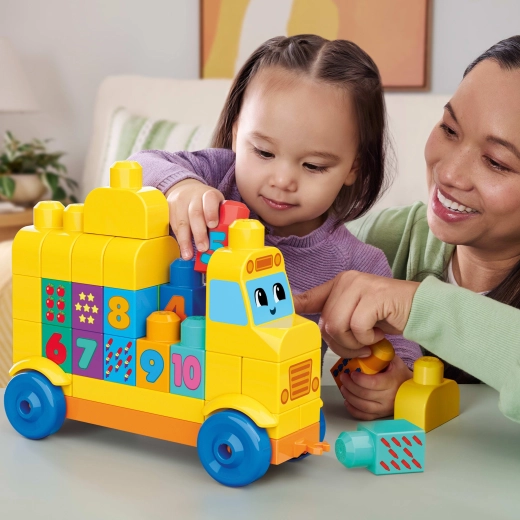 Construire et conduire en un seul jeu