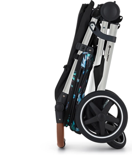 Pliage compact et riche équipement