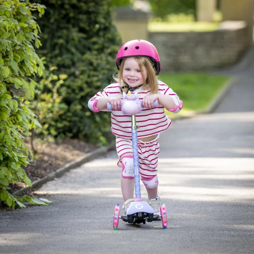 Conception tricycle stable et direction par inclinaison