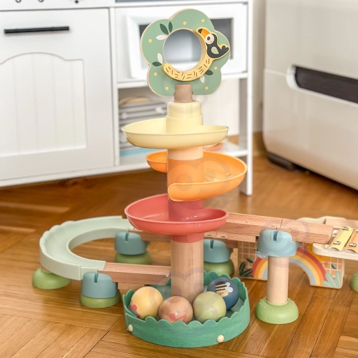 Tour en spirale et descente fluide