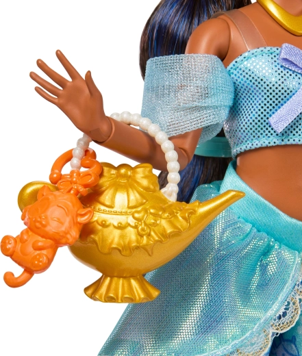 Tenue et accessoires inspirés de la lampe du Génie