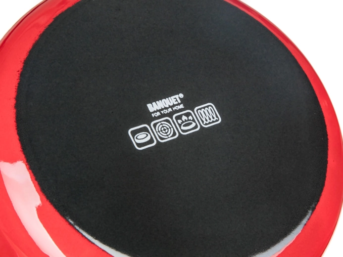 Compatible avec toutes les plaques, y compris l’induction