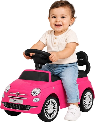 Espace de rangement sous le siège et design Fiat 500 sous licence