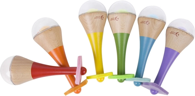 Hochet et maracas en un seul instrument