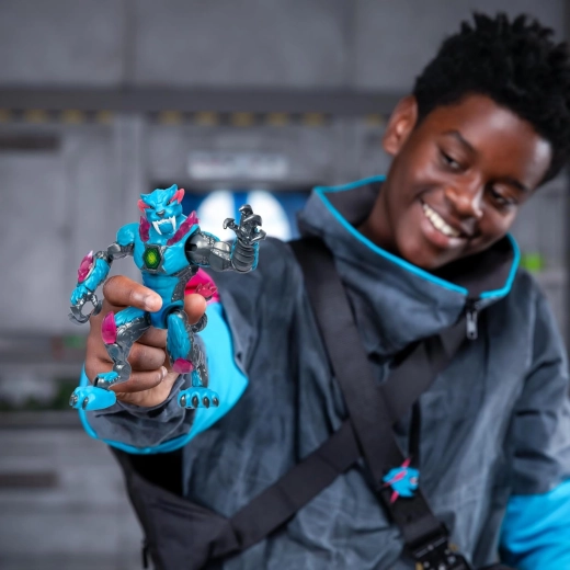 Plus de 20 articulations pour des poses dynamiques