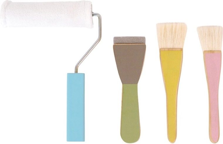 Rouleau de peinture, pinceaux et spatule en un