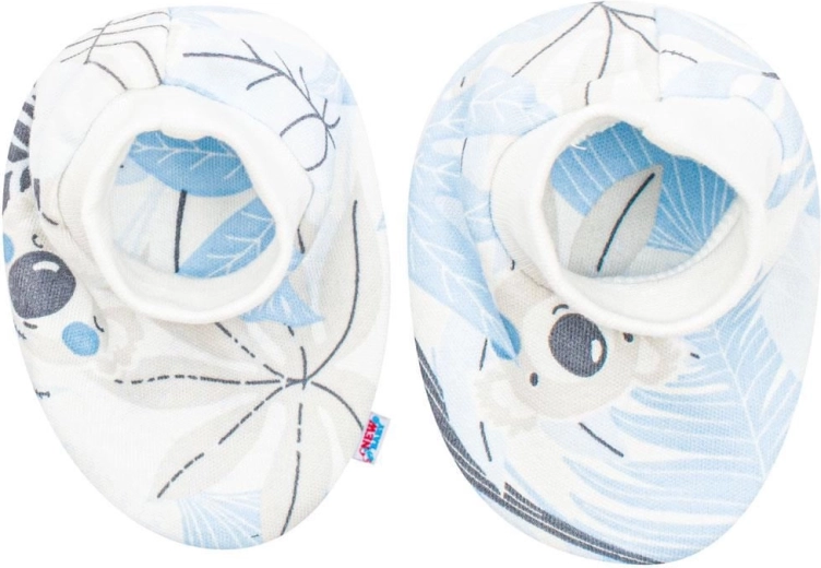 Chaussons chauds pour des petits pieds bien au chaud